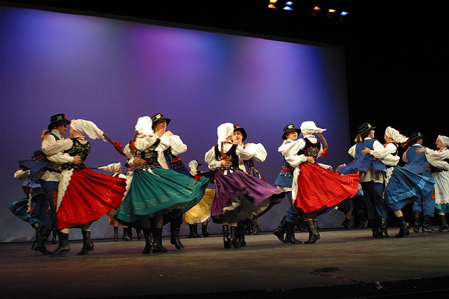 Polonez Rzeszow-festival.jpg